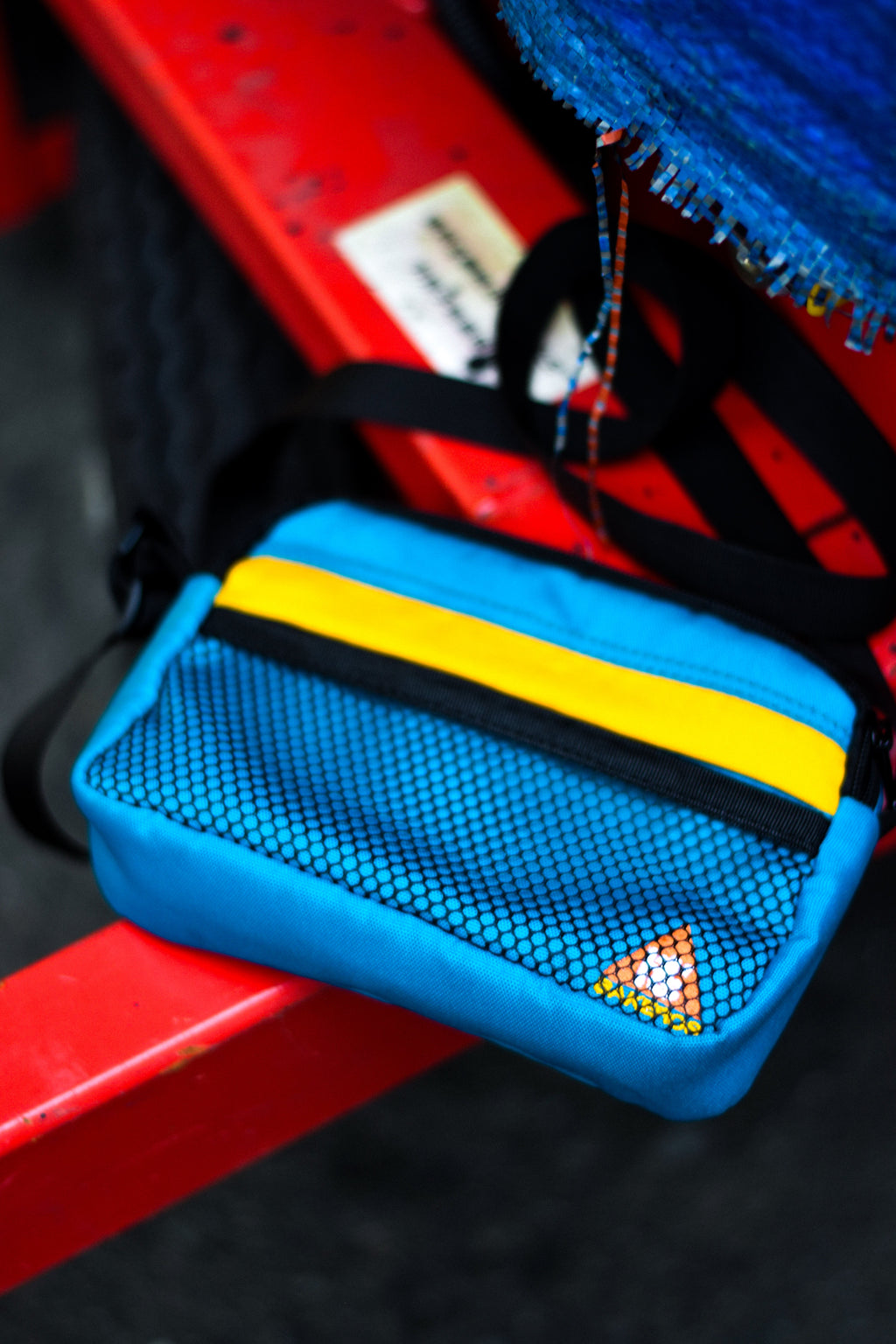 EU MESSENGER BAG
