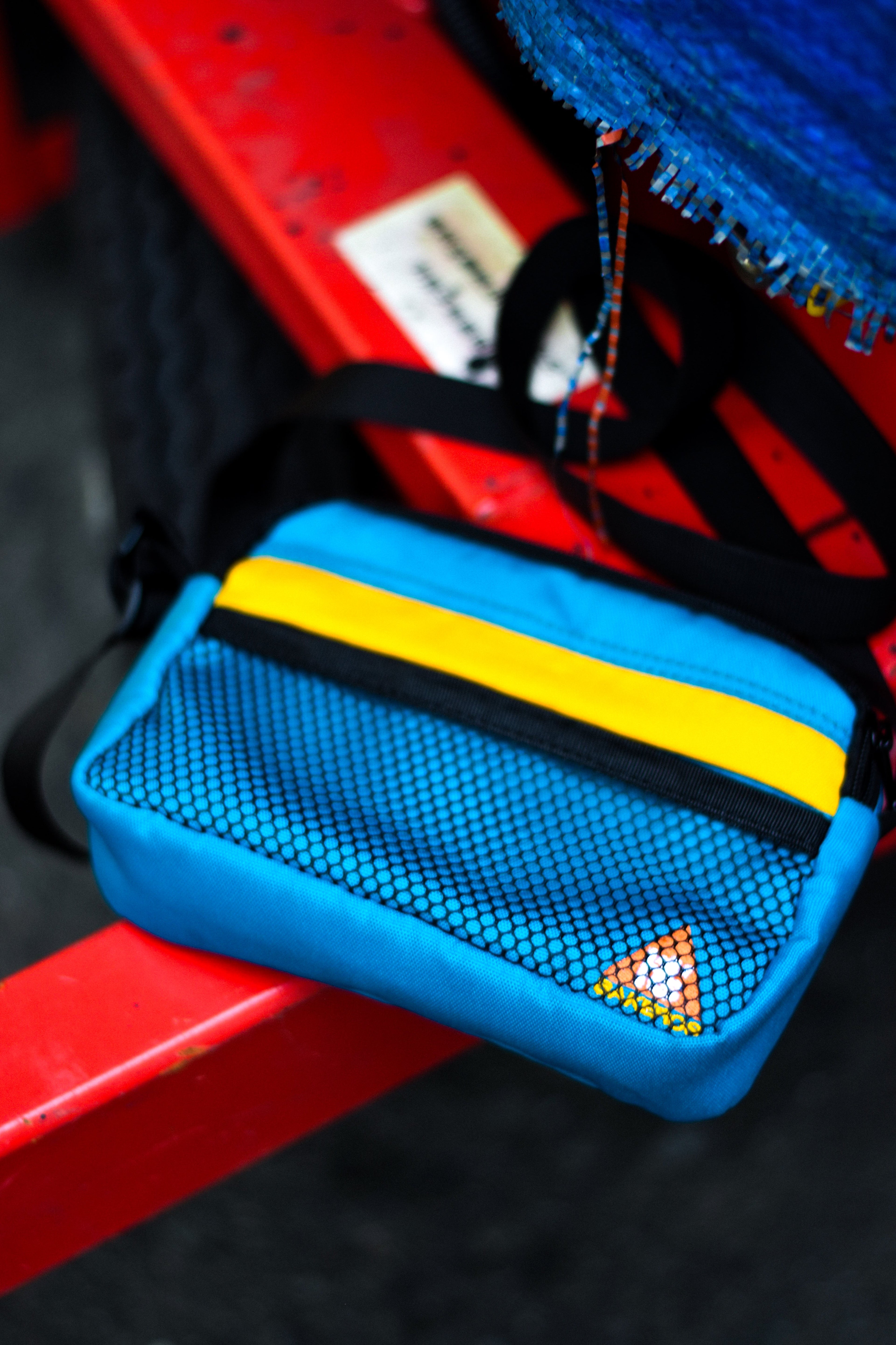EU MESSENGER BAG